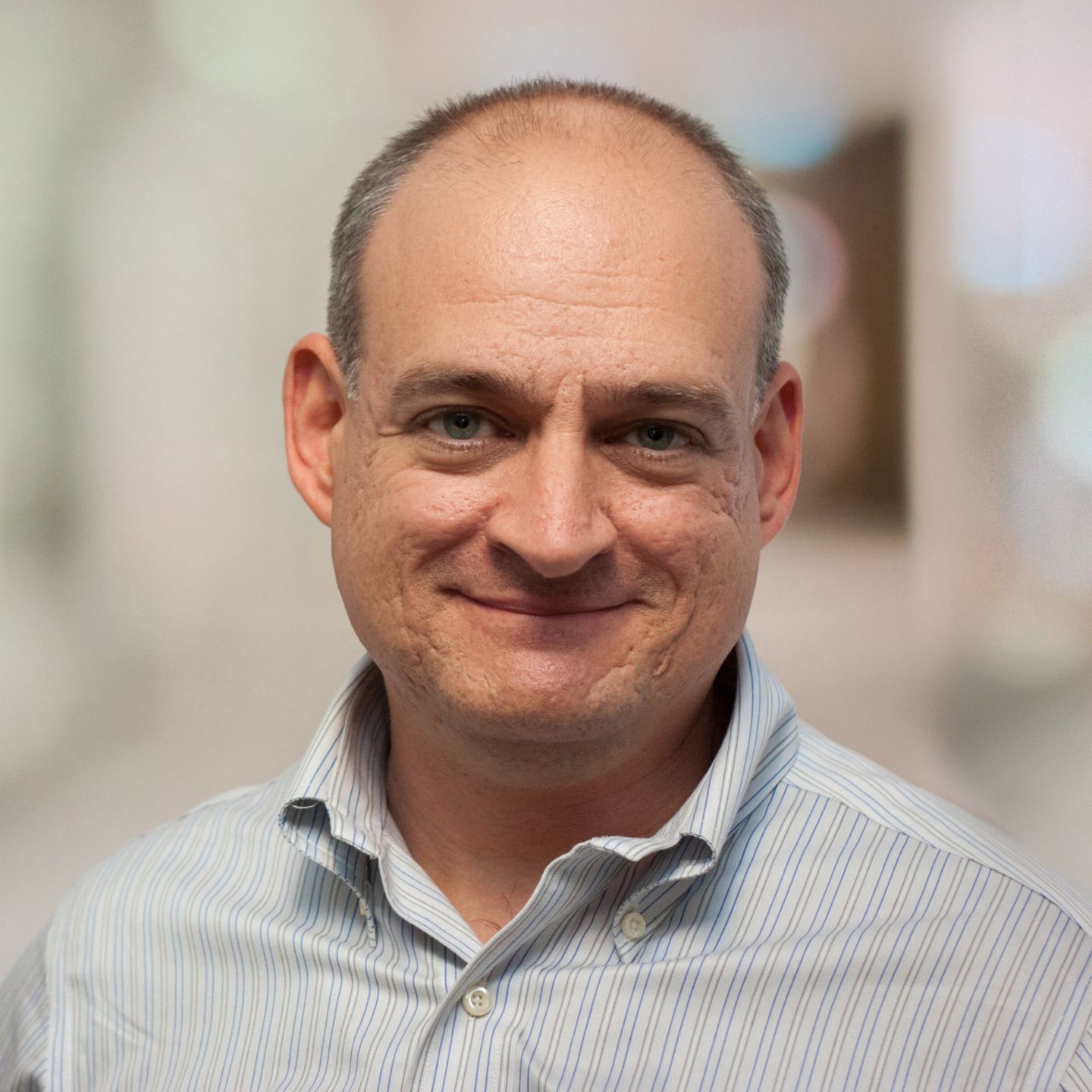 Georg Kovacs Μέλος του Διοικητικού Συμβουλίου και Ταμίας της Fenca (Ομοσπονδία Ευρωπαϊκών Εθνικών Ενώσεων Είσπραξης Οφειλών) και Πρόεδρος της AMCC (Ένωση Εμπορικής Διαχείρισης Οφειλών)